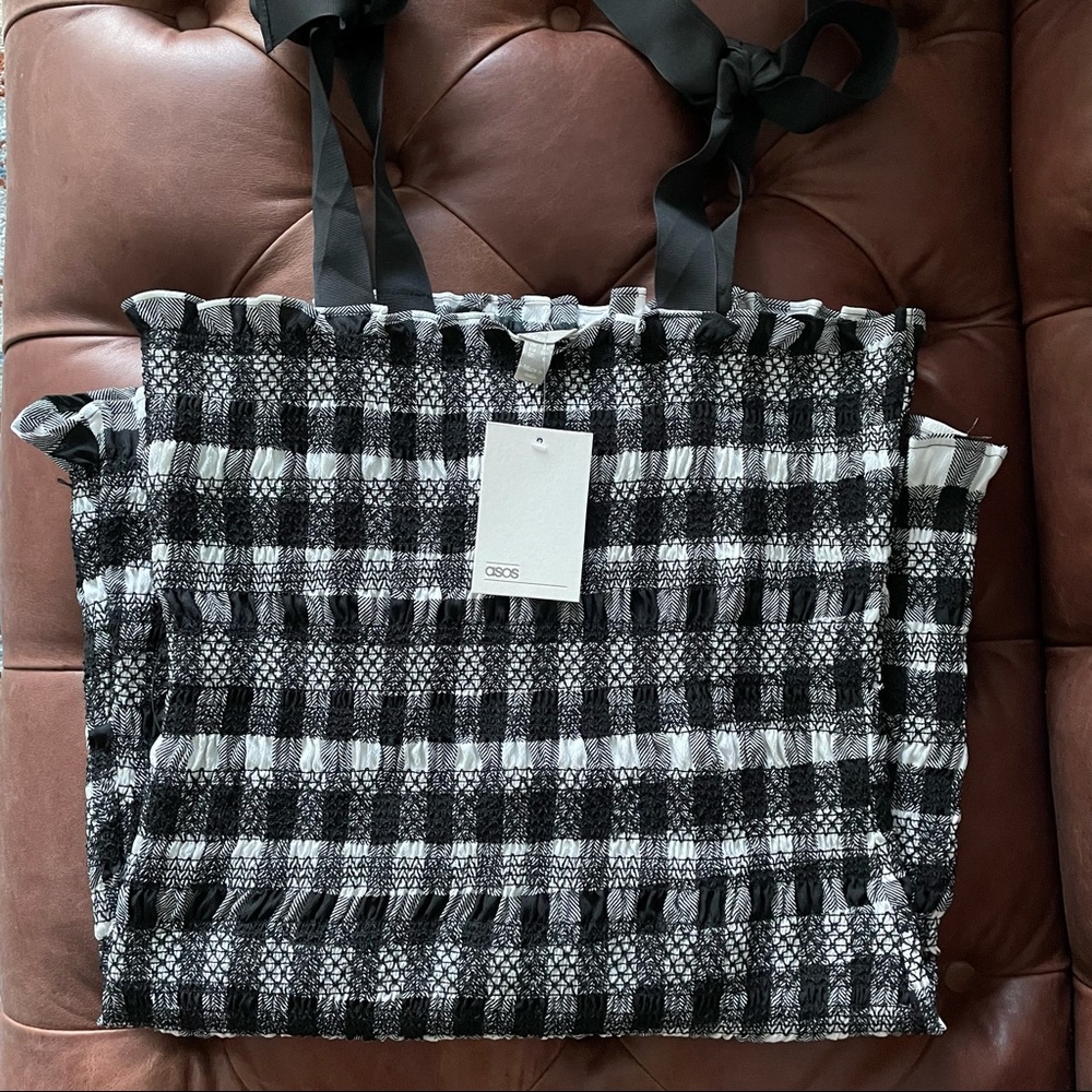 ASOS Ruched Gingham Dress - Picture 5 of 9